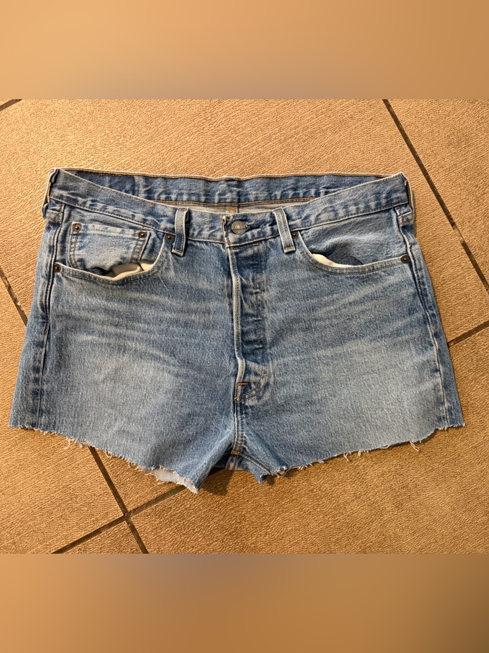 Levi’s 33 Classic Light Blue Denim Cutoff Shorts